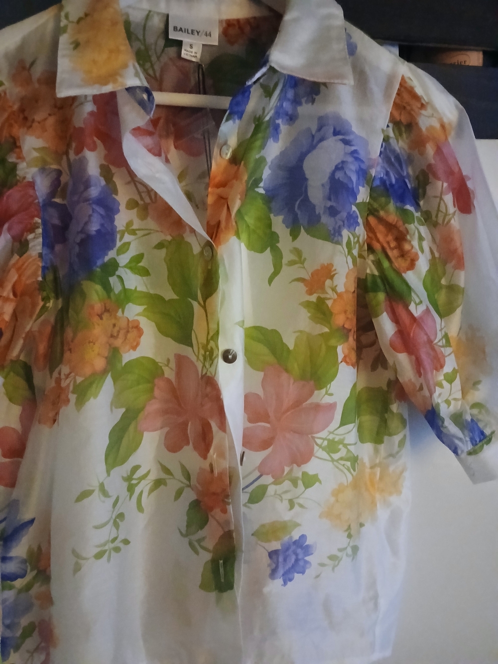 Bailey 44 White Floral Button-Front Blouse with Blue, Orange and Green Accents